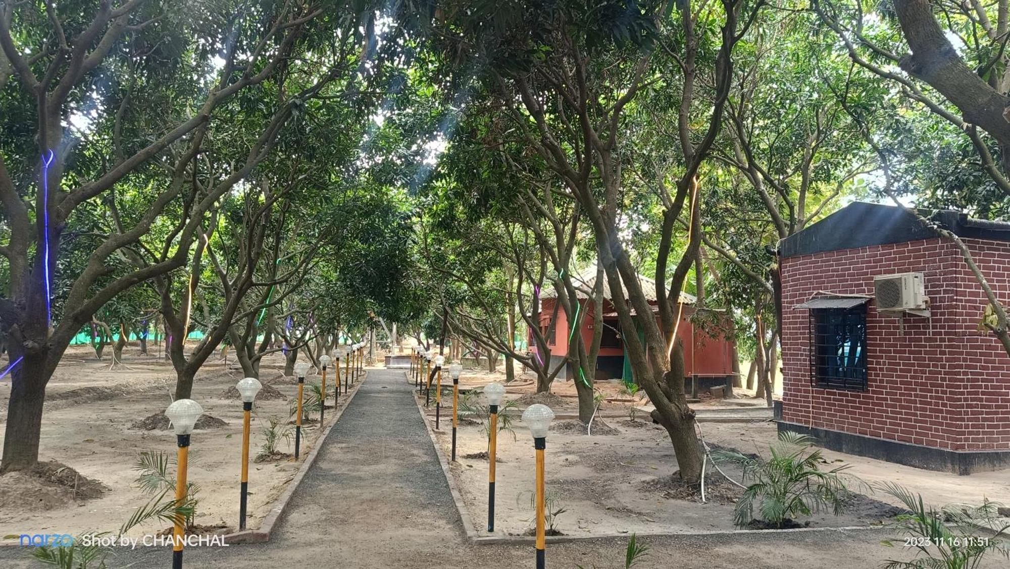 Modhubon Agro Tourism Hotell Bolpur Eksteriør bilde