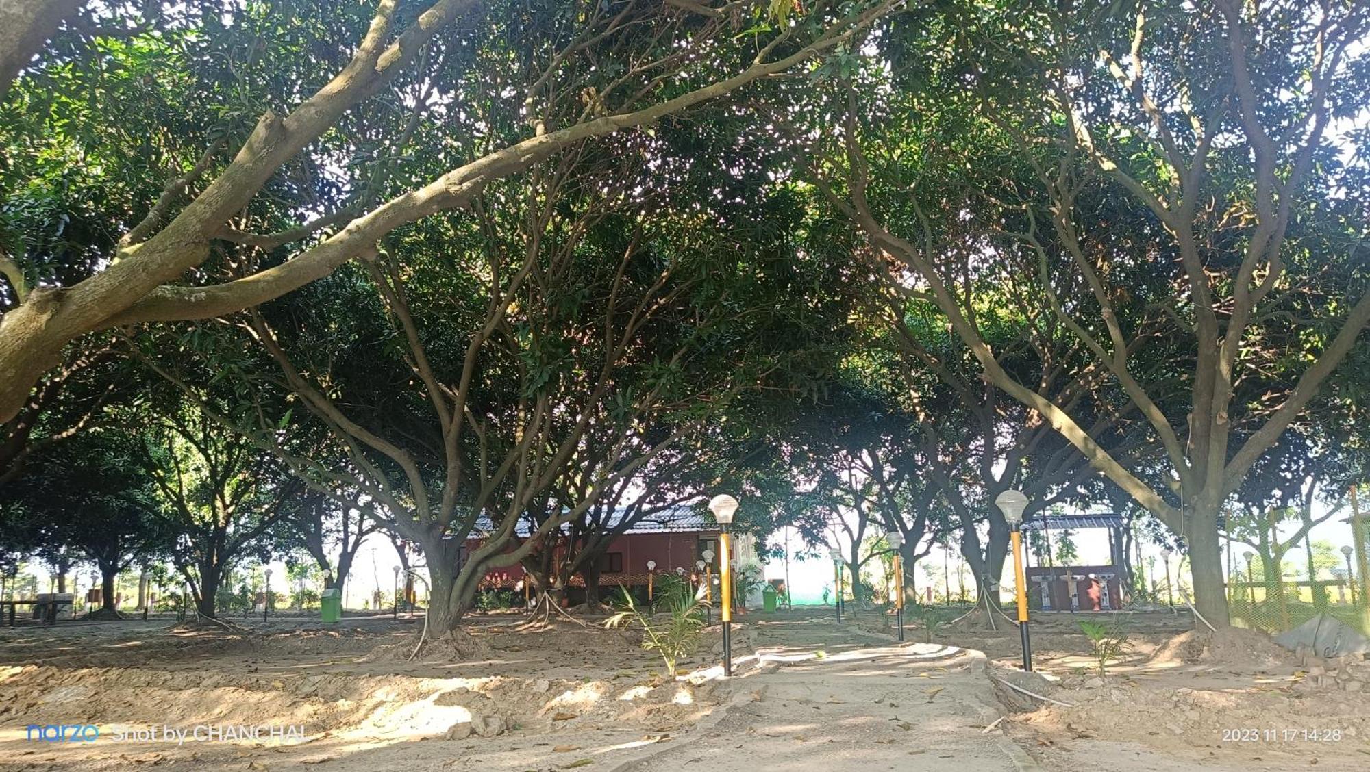 Modhubon Agro Tourism Hotell Bolpur Eksteriør bilde