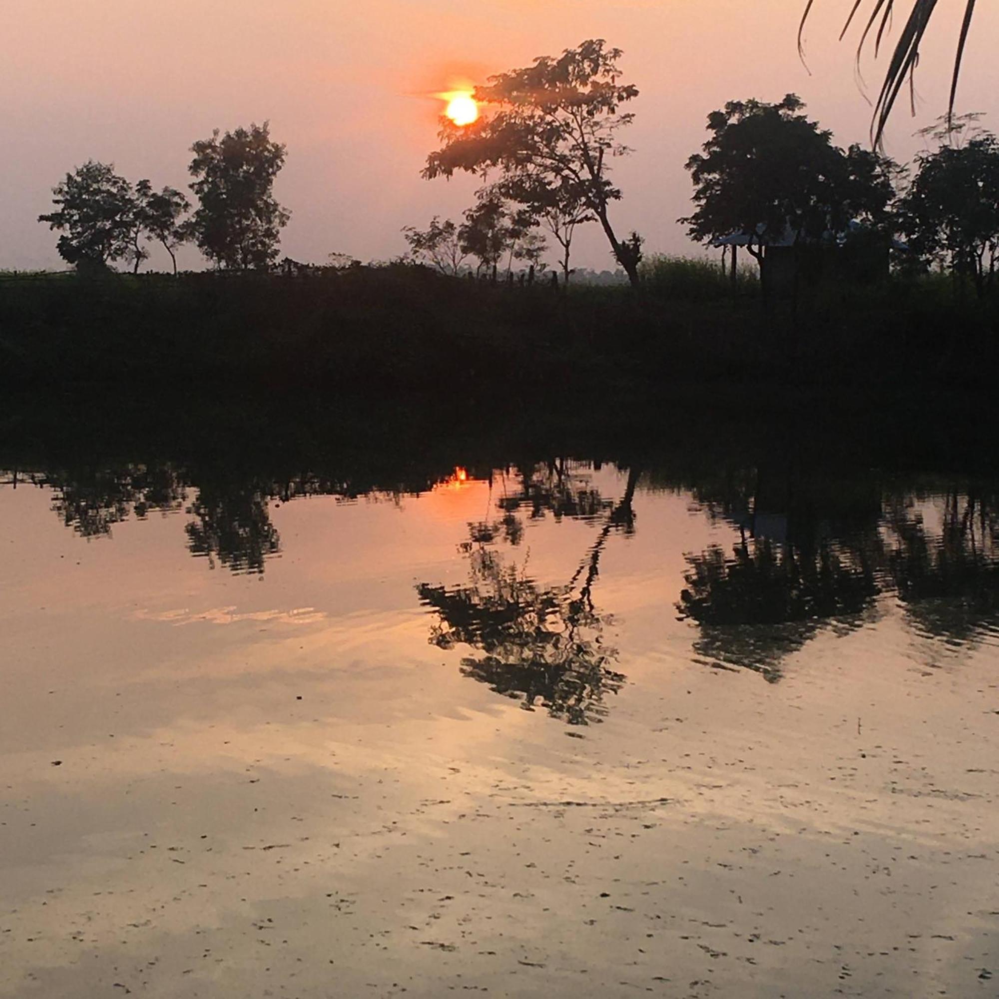 Modhubon Agro Tourism Hotell Bolpur Eksteriør bilde
